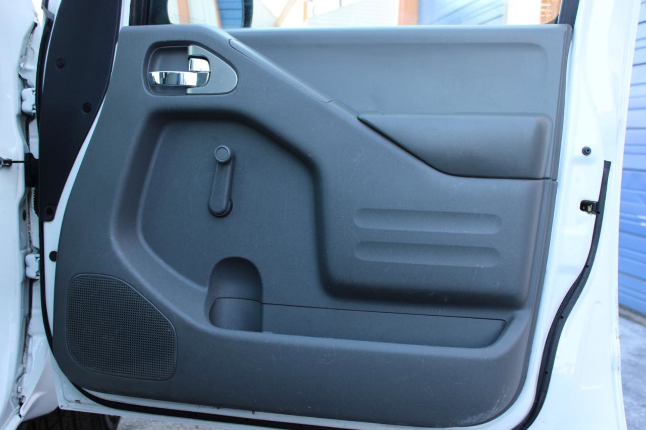 Used 2017 Nissan Frontier S image 40