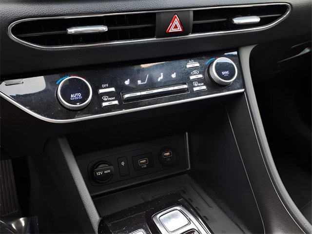 Used 2023 Hyundai Sonata SEL w/ Convenience Package image 11