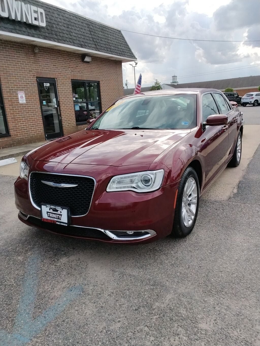 Used 2018 Chrysler 300 Touring w/ Driver Convenience Group