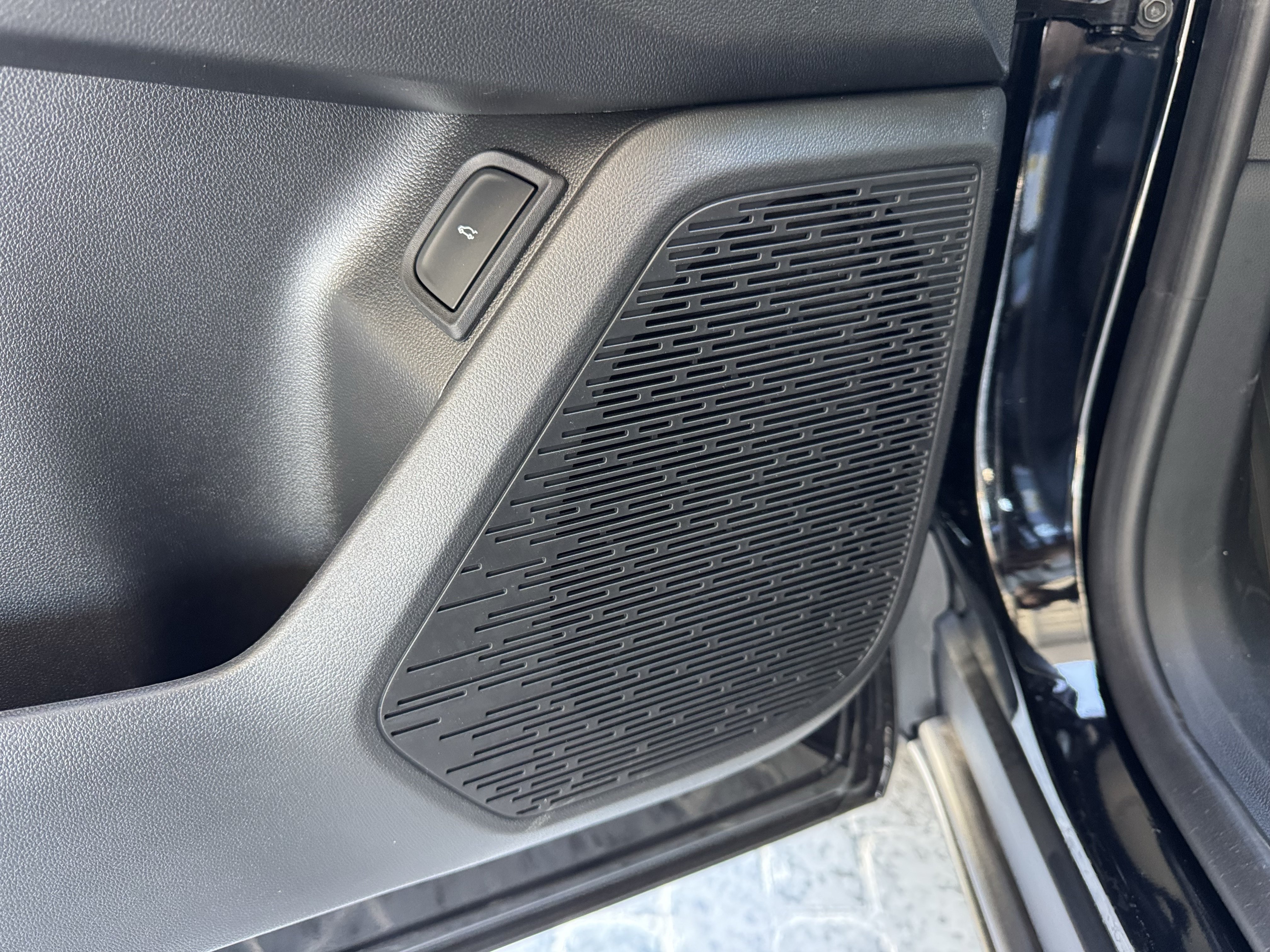 New 2026 Chevrolet Equinox ACTIV w/ Safety and Technology Package FWD image 13