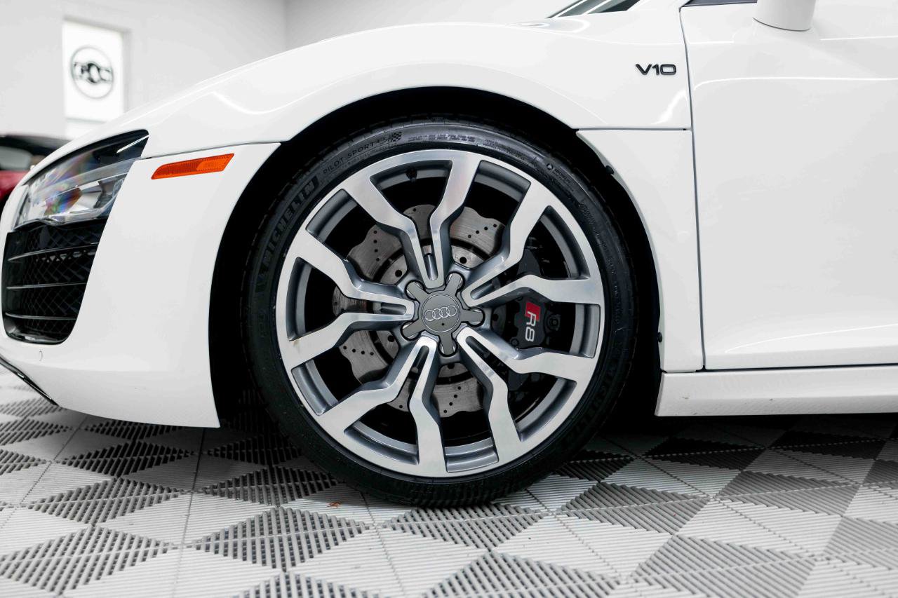 Used 2014 Audi R8 V10 AWD/4WD image 44
