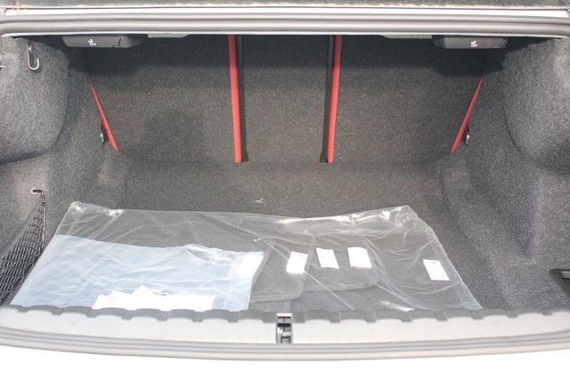 Used 2026 BMW 430i xDrive Coupe w/ M Sport Package image 7