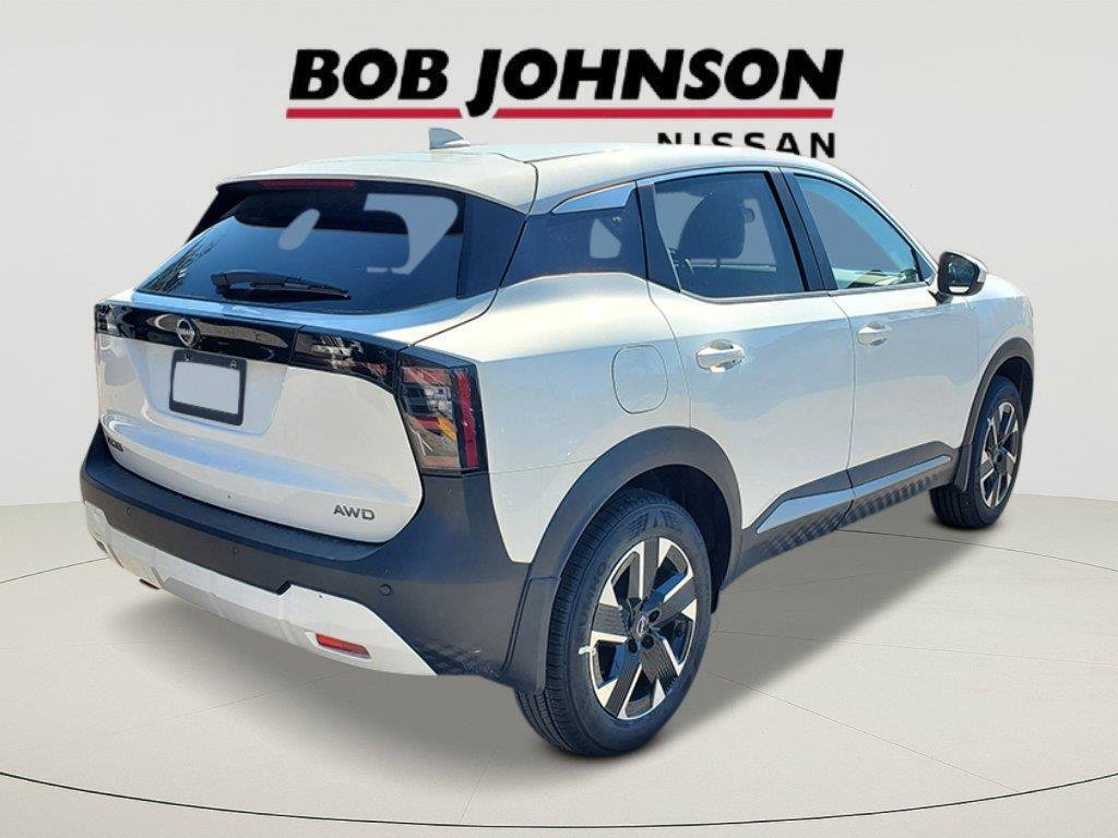 New 2027 Nissan Kicks SV AWD/4WD image 3
