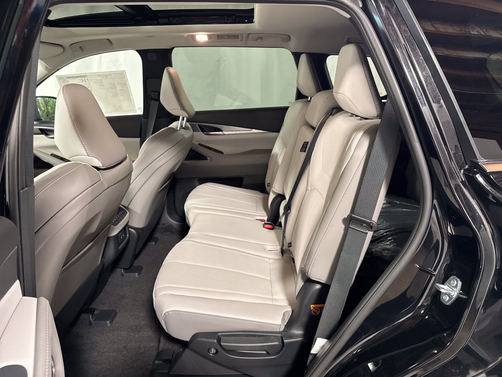 New 2027 INFINITI QX60 Luxe w/ Cargo Package AWD/4WD image 5
