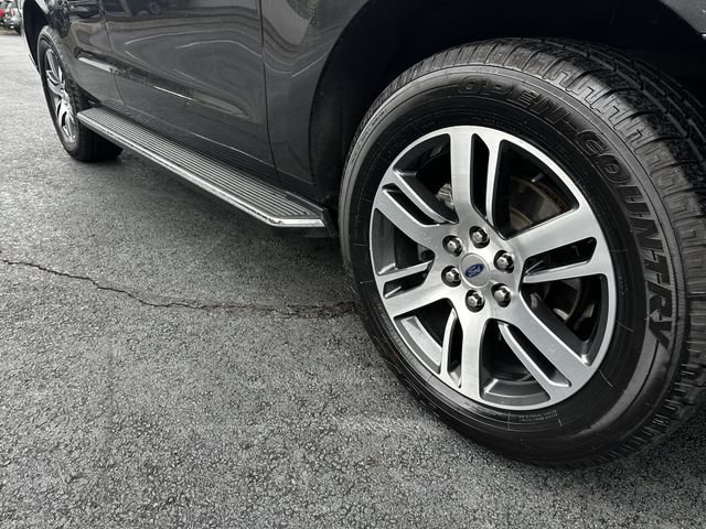 Certified 2023 Ford Expedition XLT AWD/4WD image 11