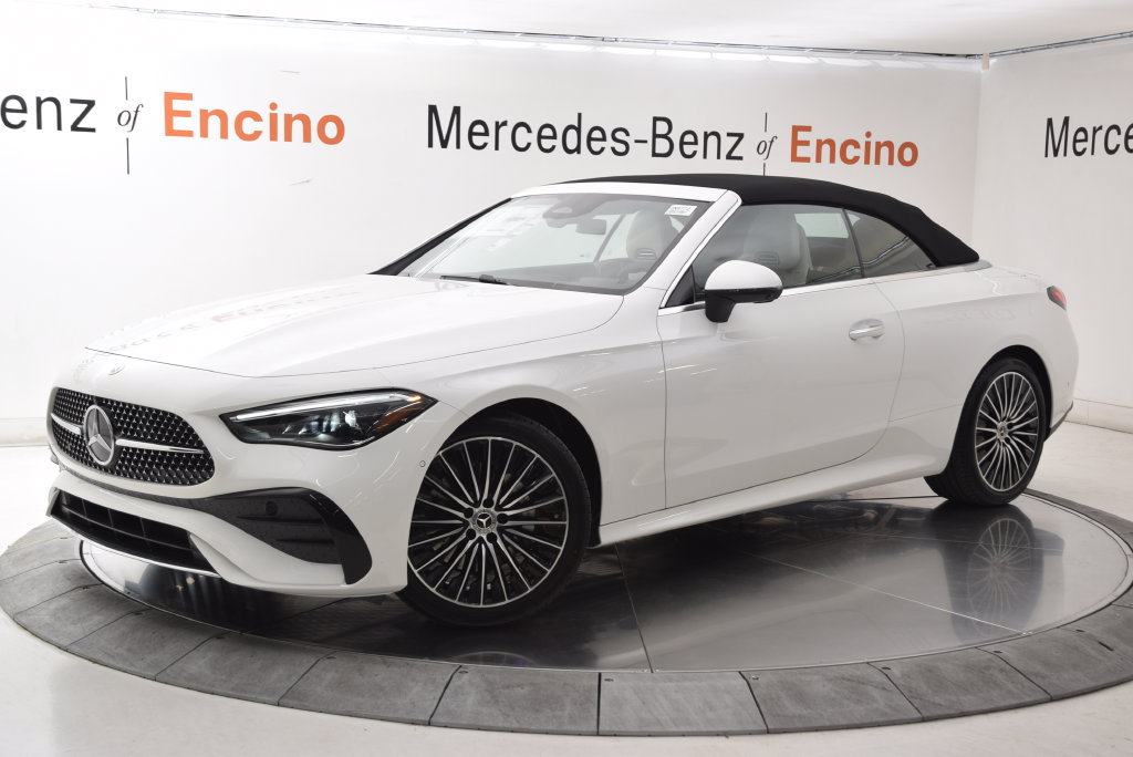 New 2027 Mercedes-Benz CLE 300 4MATIC Cabriolet image 2