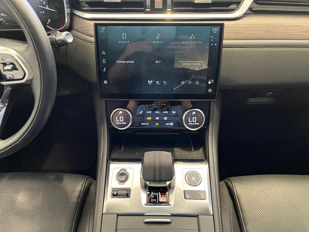 Used 2021 Jaguar F-PACE S AWD/4WD image 34