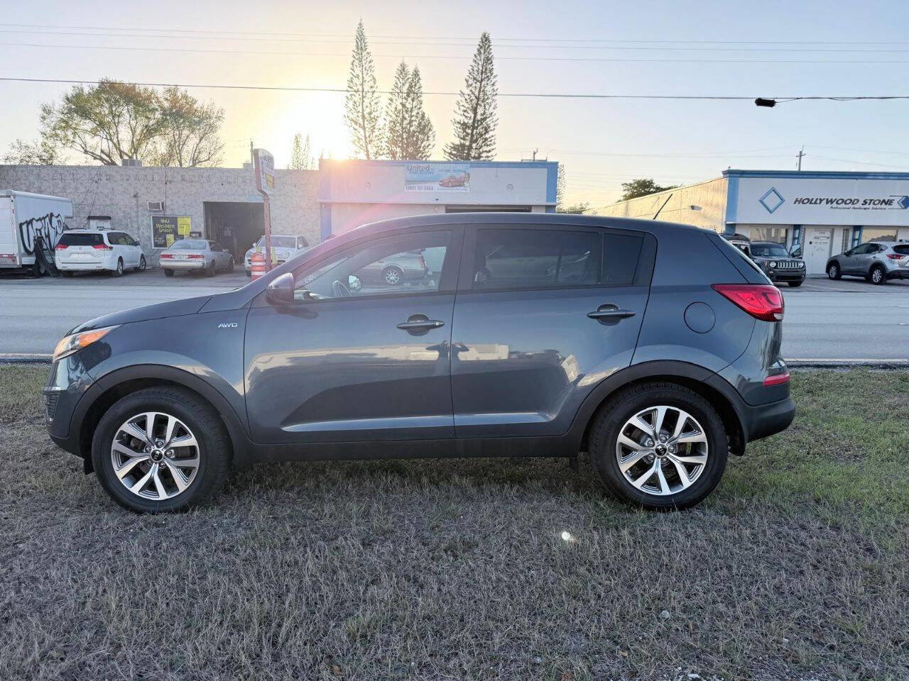 Used 2016 Kia Sportage LX image 7