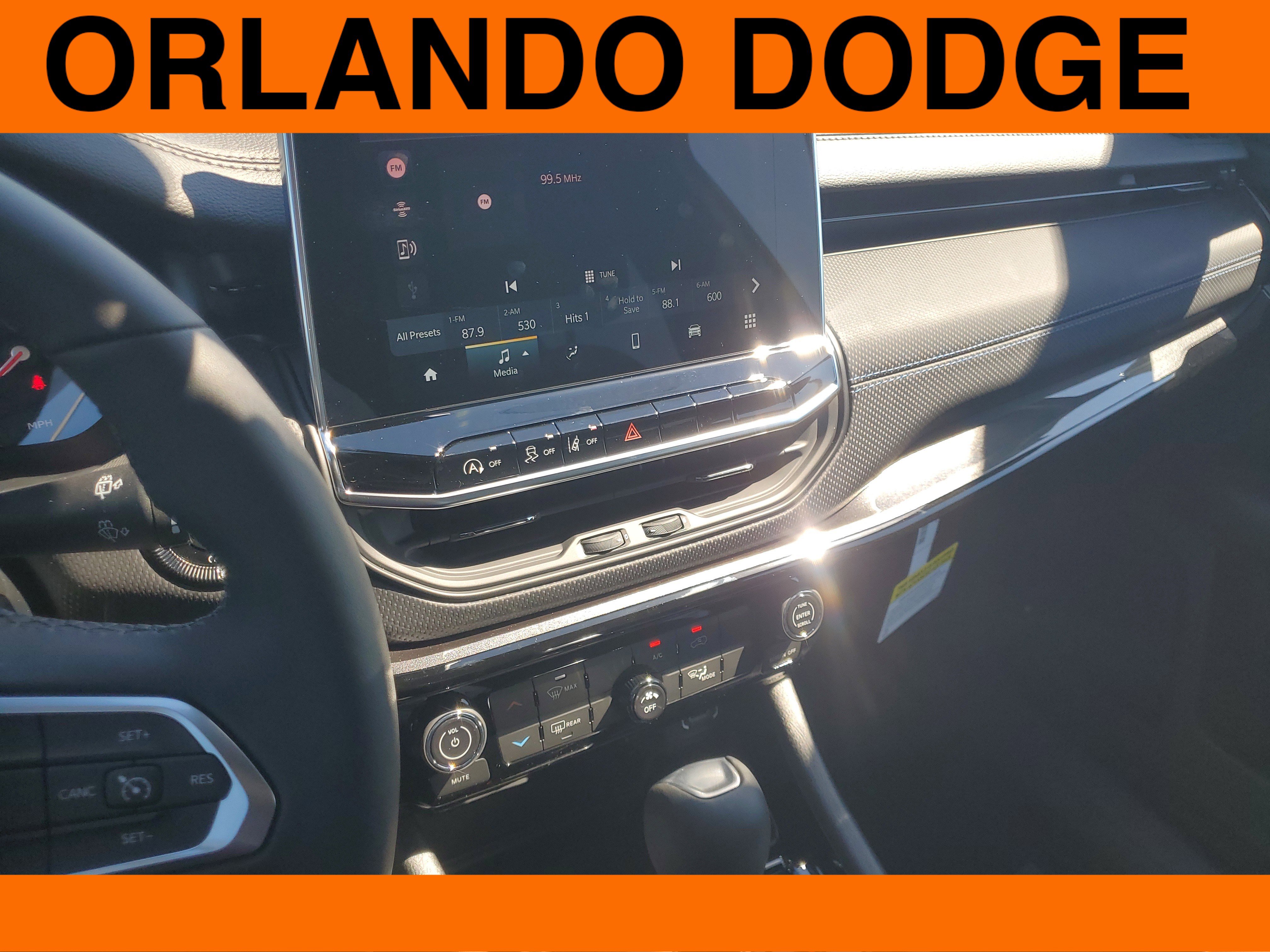 New 2026 Jeep Compass Latitude image 13