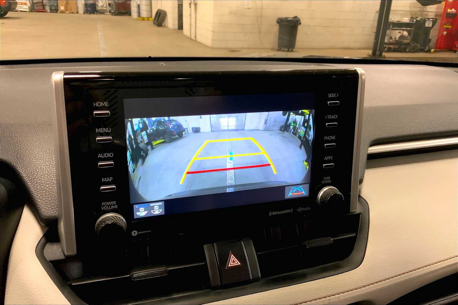 Used 2020 Toyota RAV4 XLE w/ Convenience Package AWD/4WD image 29