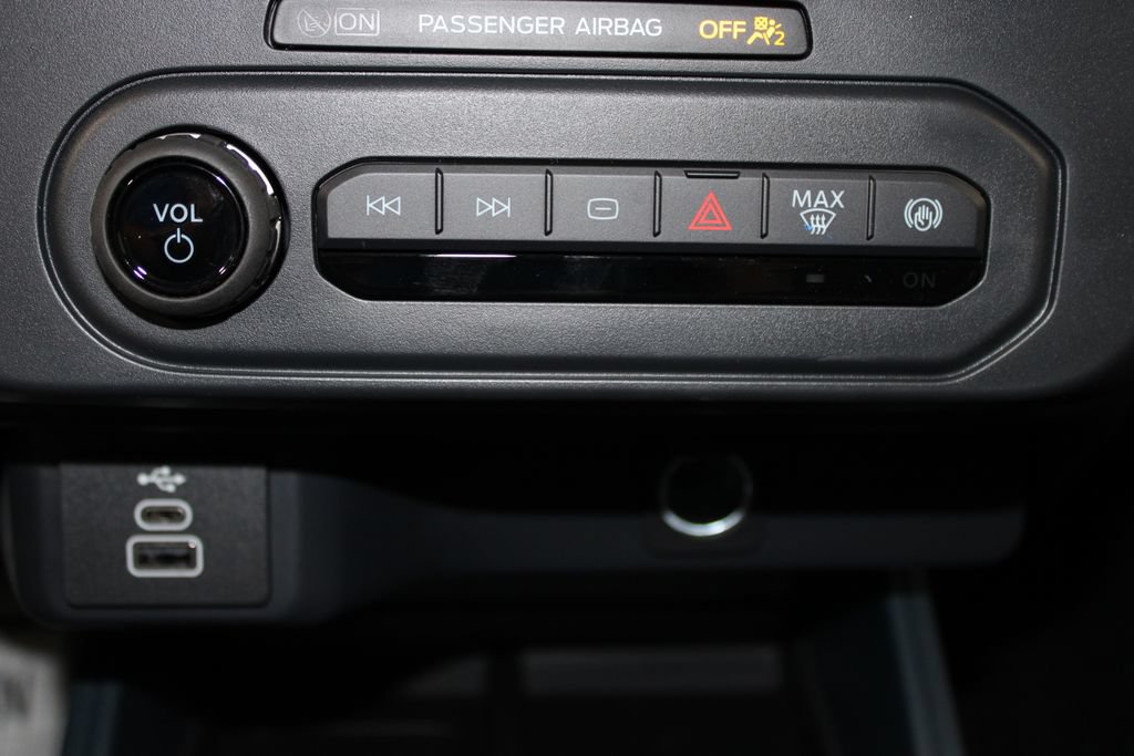 New 2026 Ford Maverick XL FWD image 43