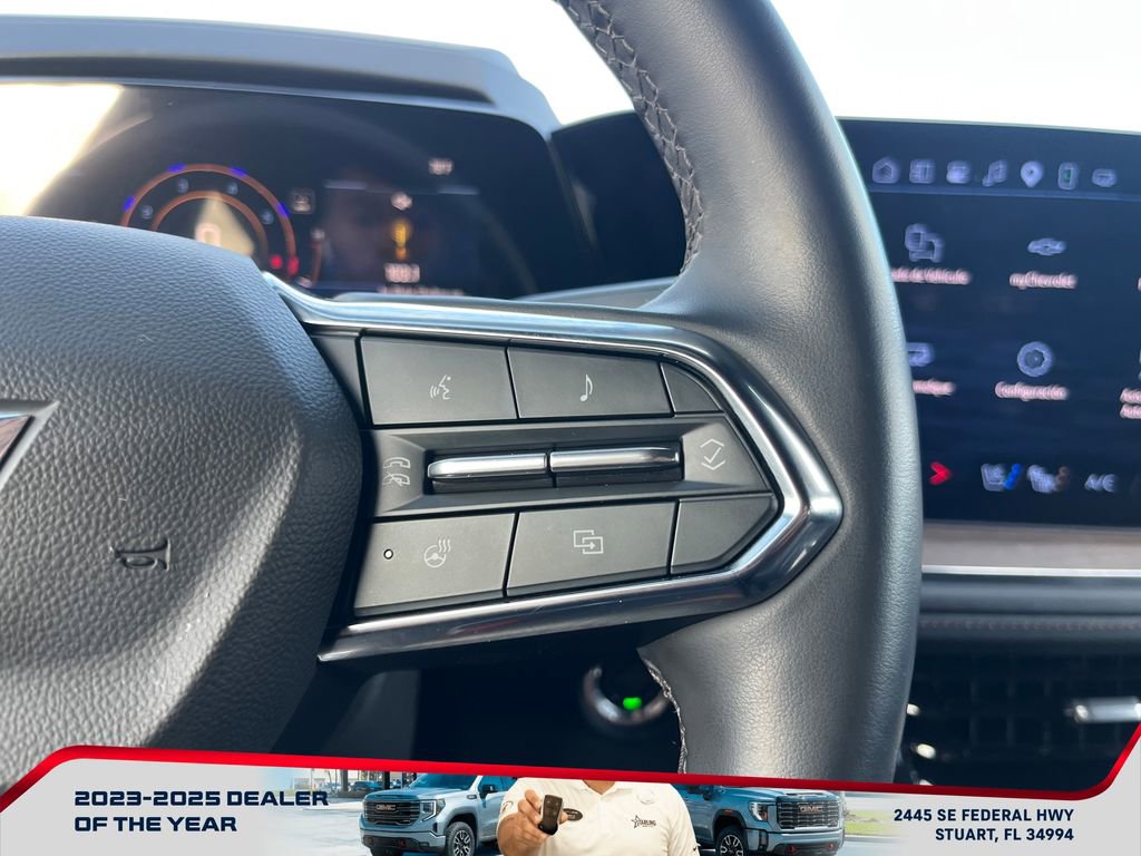 Used 2025 Chevrolet Suburban High Country w/ Sun And Tow Package image 28