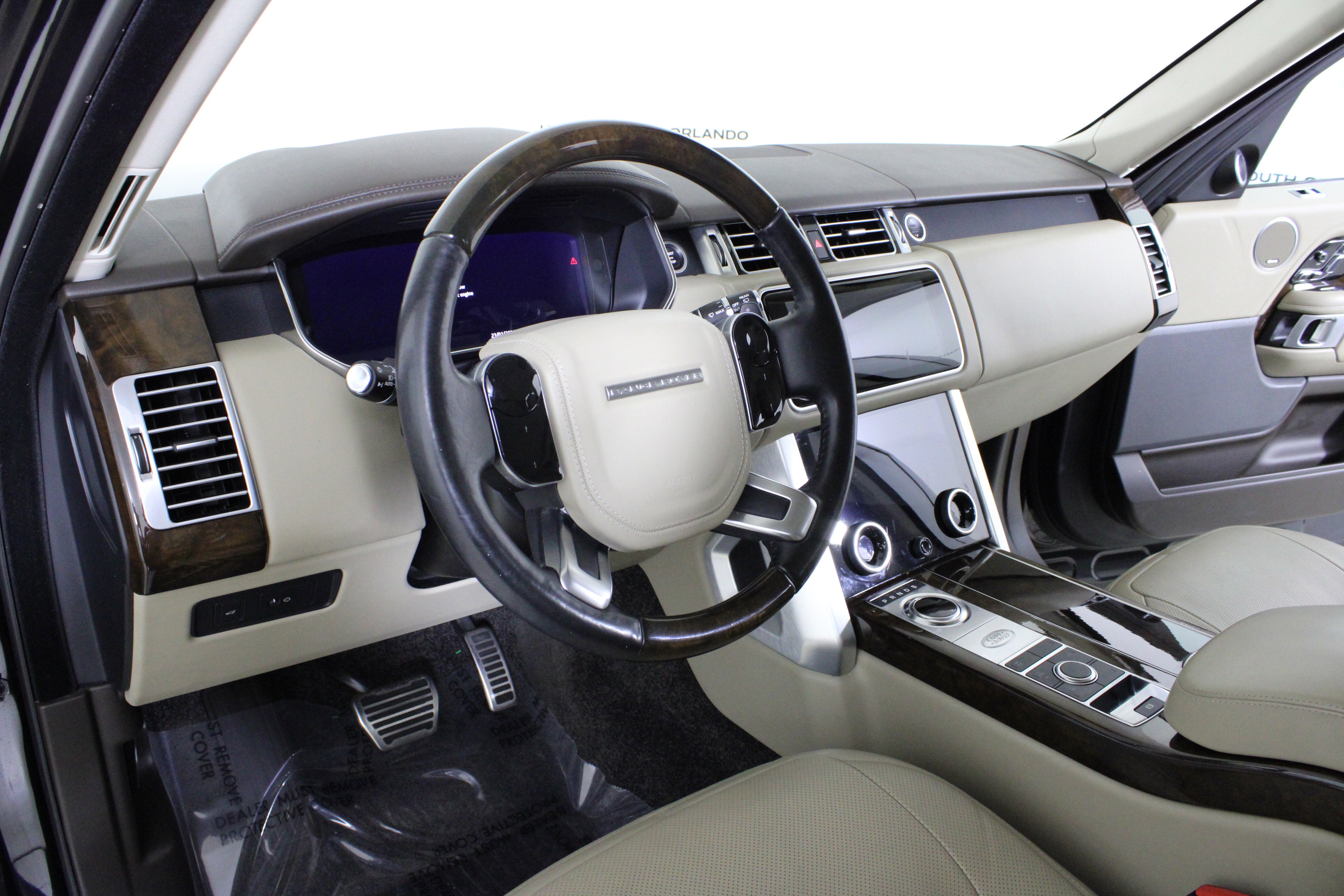 Used 2021 Land Rover Range Rover Westminster Edition image 22