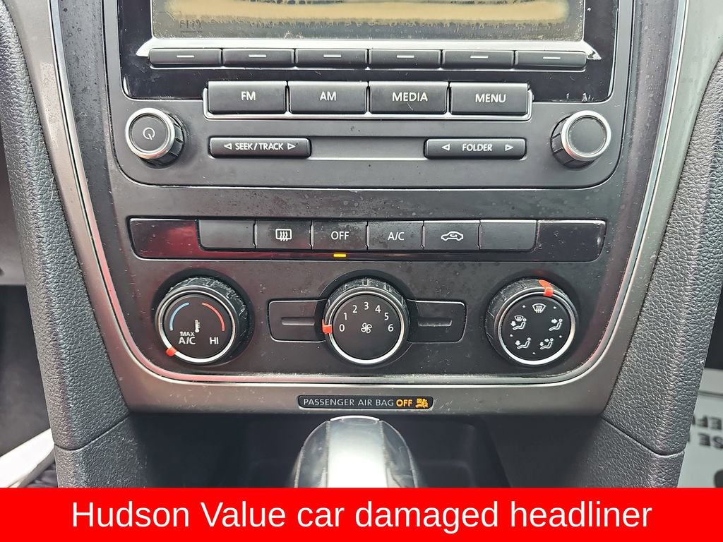 Used 2014 Volkswagen Passat 1.8T S FWD image 23
