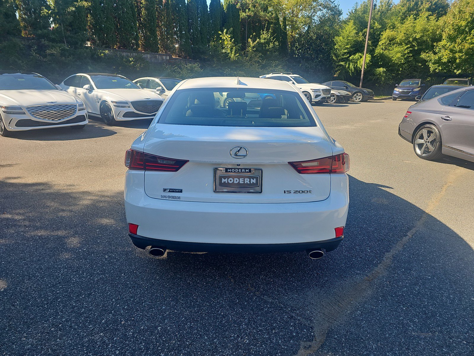 Used 2016 Lexus IS 200t RWD image 8