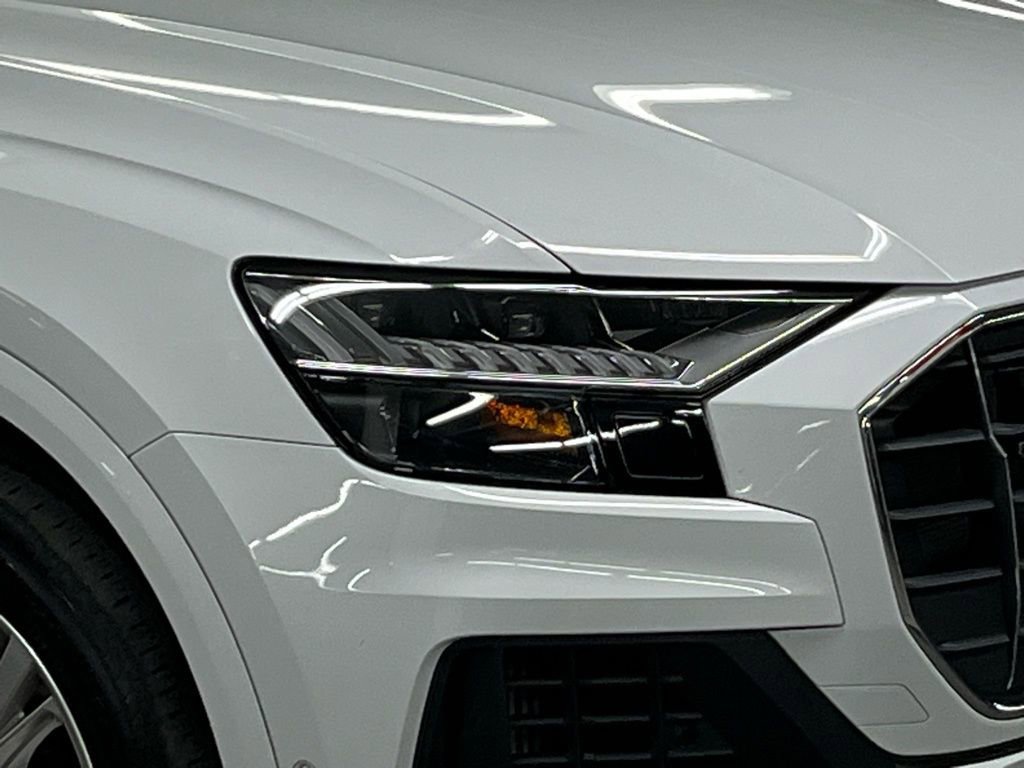 Used 2023 Audi Q8 Premium image 41