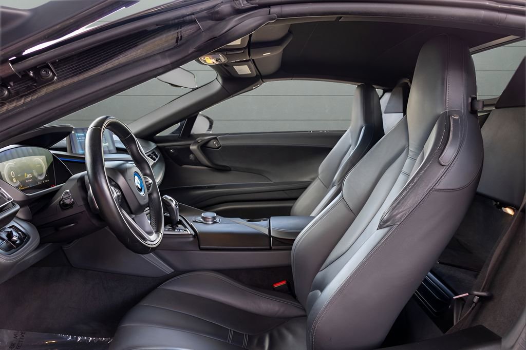 Used 2019 BMW i8 Roadster AWD/4WD image 38