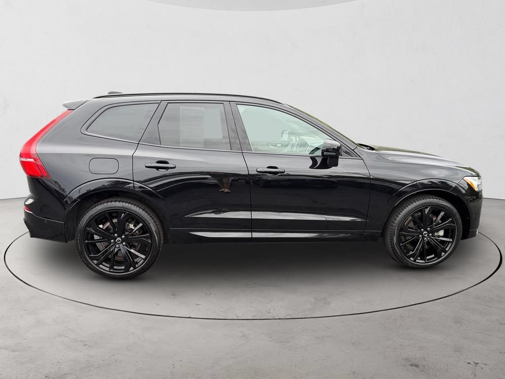 Certified 2024 Volvo XC60 T8 Ultimate w/ Climate Package AWD/4WD image 6