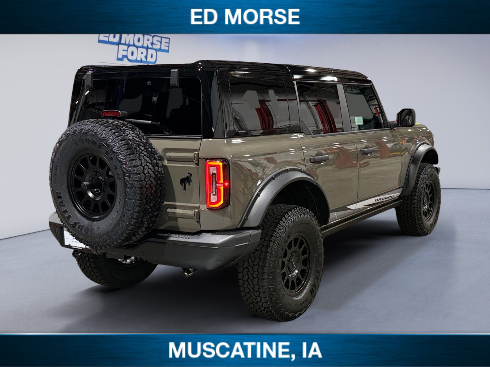 New 2025 Ford Bronco Badlands image 5