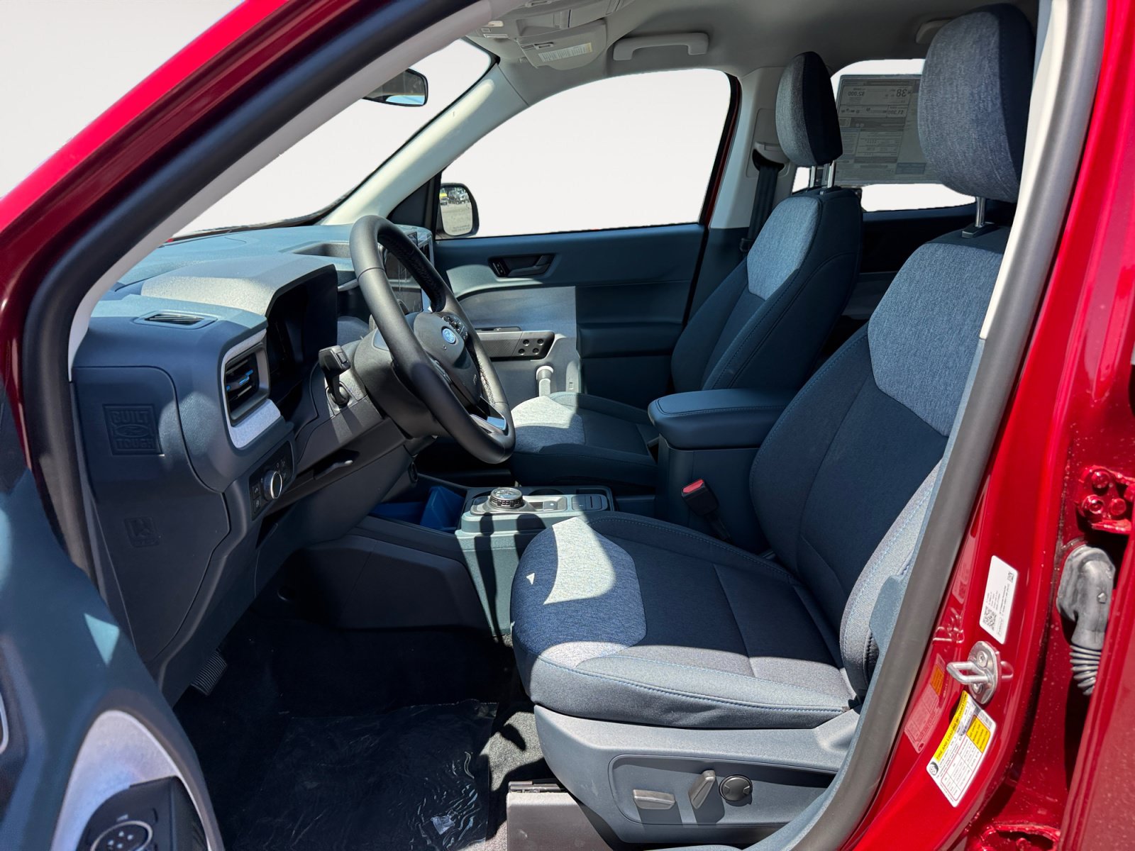 New 2026 Ford Maverick XLT w/ XLT Luxury Package FWD image 10