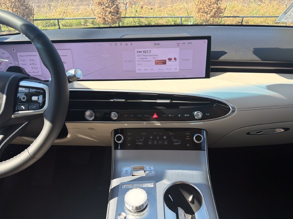 New 2027 Genesis GV70 2.5T Select AWD/4WD image 20