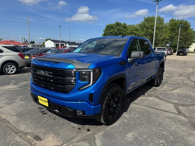 Used 2024 GMC Sierra 1500 Elevation w/ Preferred Package AWD/4WD image 4