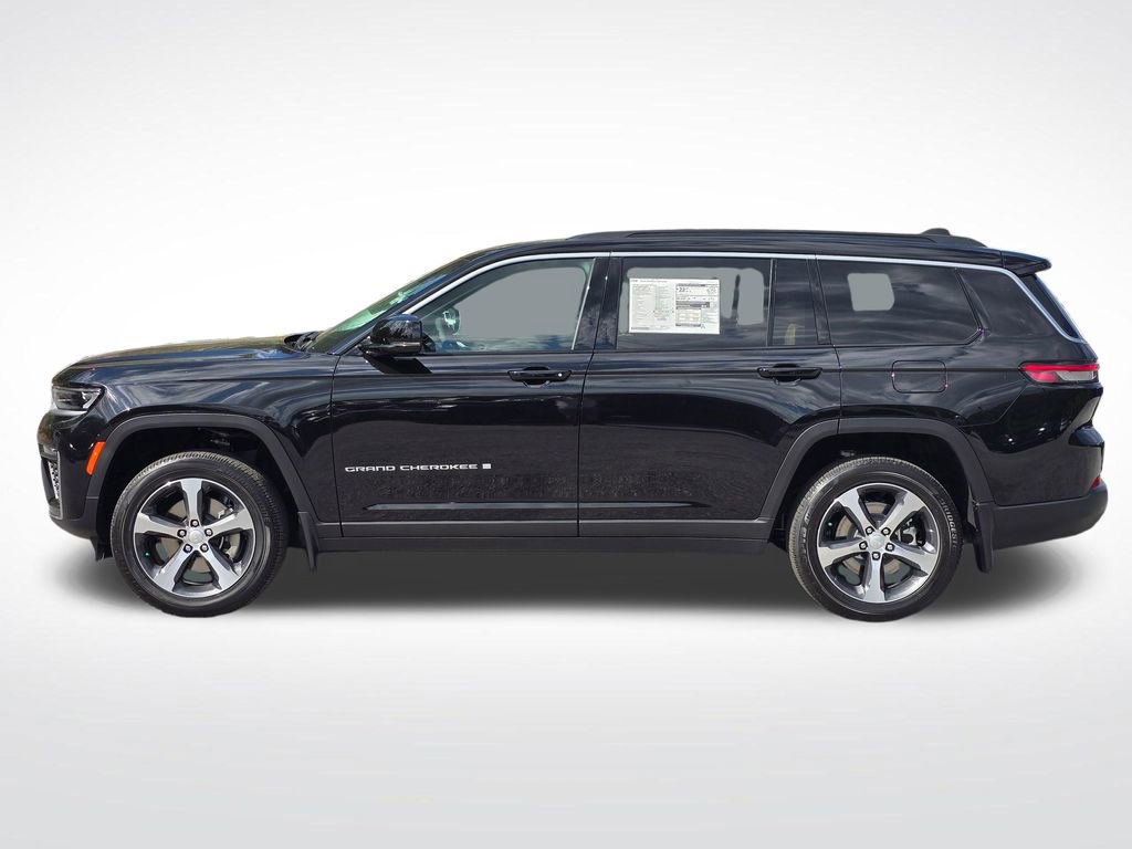 New 2026 Jeep Grand Cherokee L Limited w/ Trailer Tow Package AWD/4WD image 16