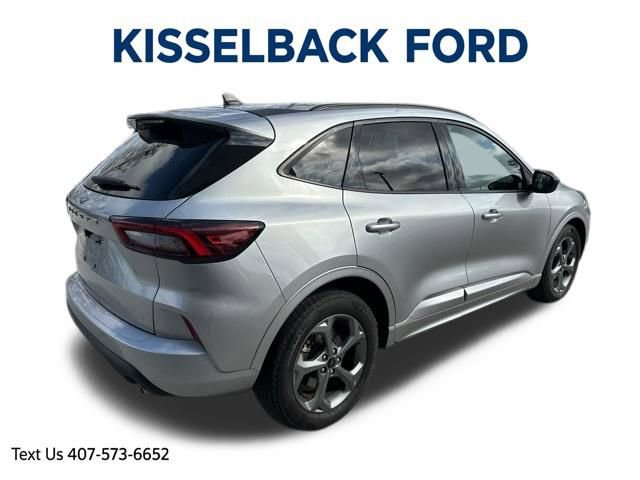 Certified 2023 Ford Escape ST-Line image 3