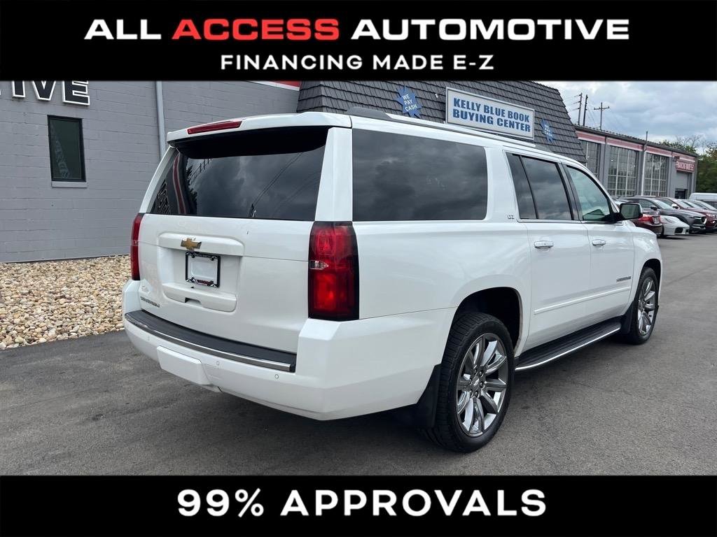 Used 2016 Chevrolet Suburban LTZ image 2