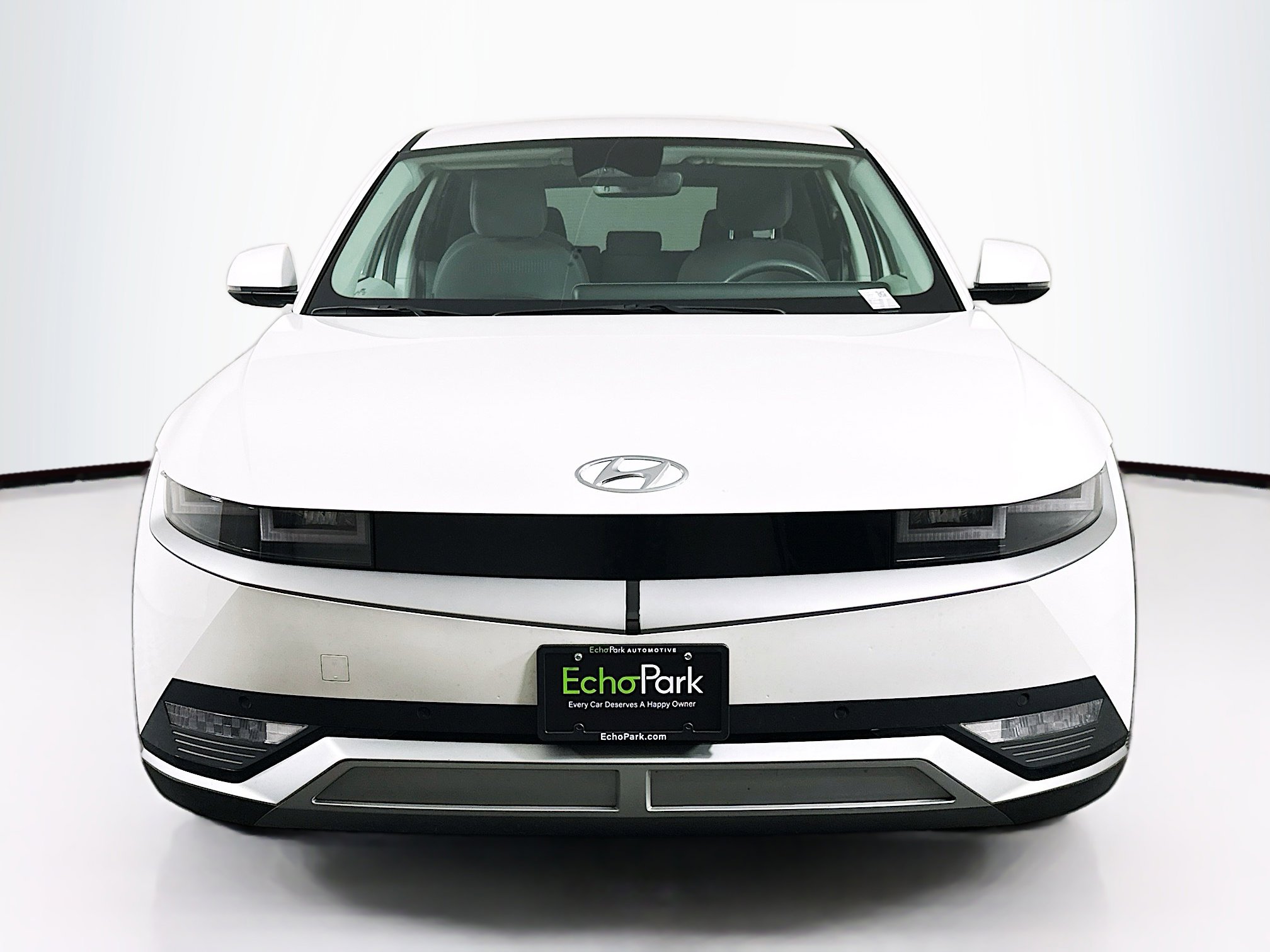 Used 2024 Hyundai Ioniq 5 SEL image 2