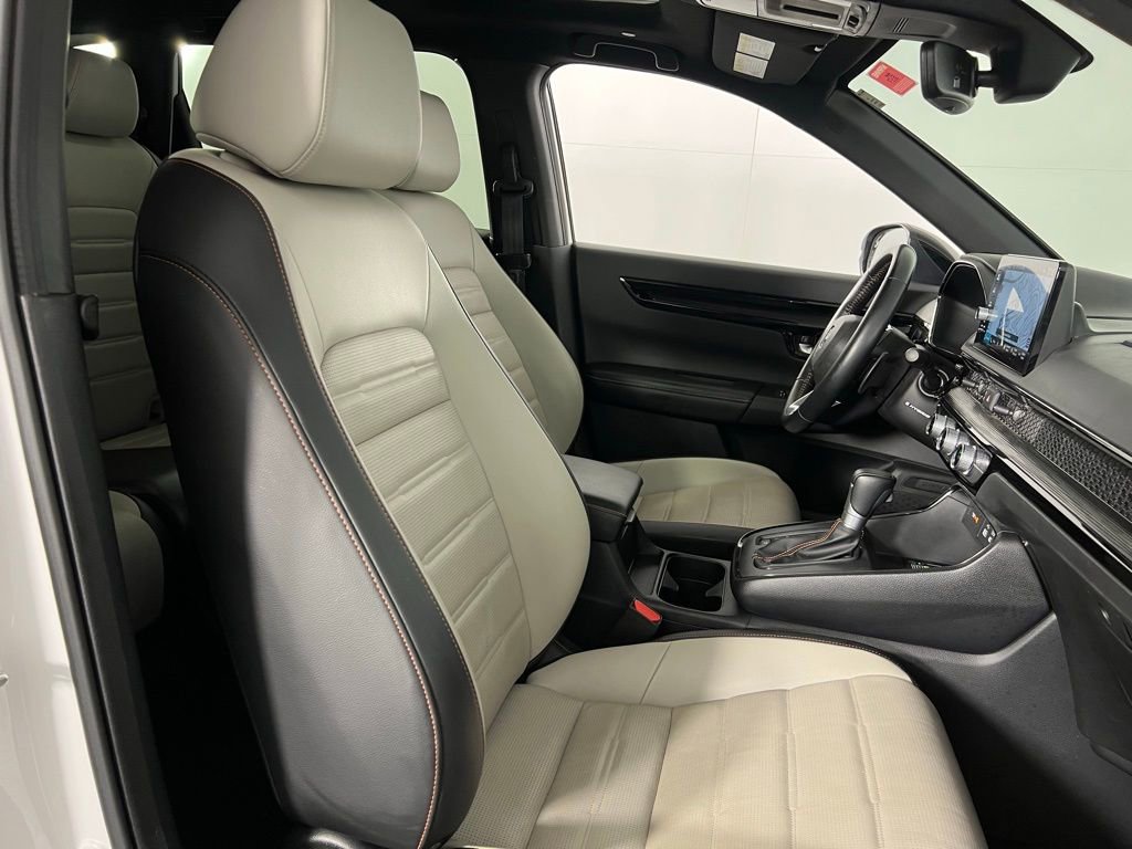 Used 2025 Honda CR-V Sport Touring image 33