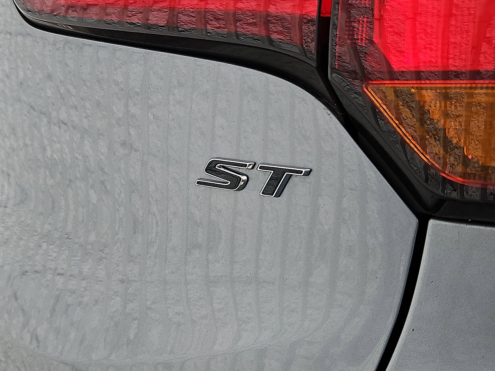 Certified 2023 Buick Encore GX Select w/ Sport Touring Package image 9