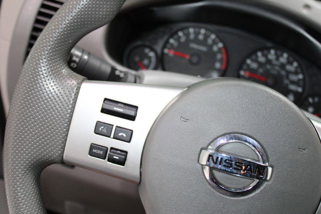 Used 2016 Nissan Frontier SV image 20