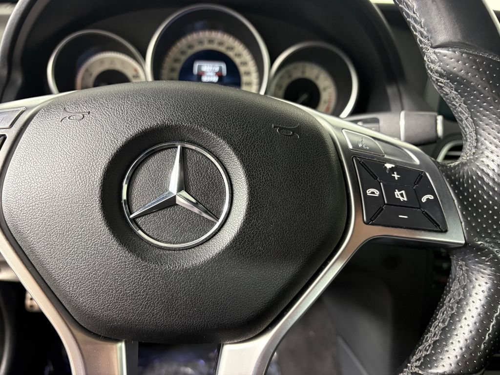 Used 2015 Mercedes-Benz E 550 Cabriolet image 23