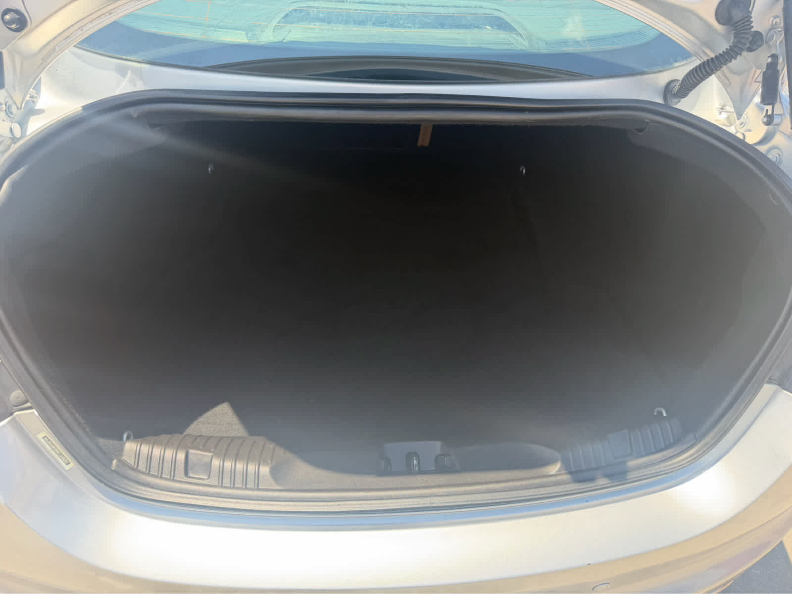 Used 2012 Jaguar XF Portfolio RWD image 22