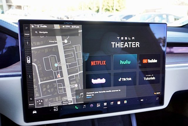 Used 2023 Tesla Model X AWD/4WD image 35
