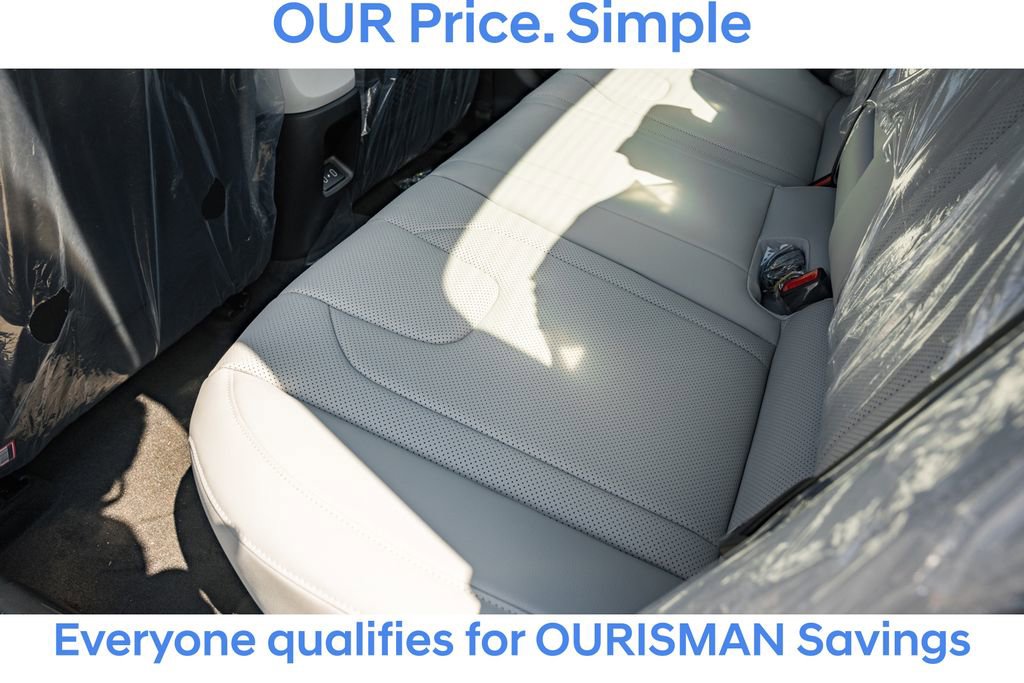 New 2025 Hyundai Elantra Limited image 29