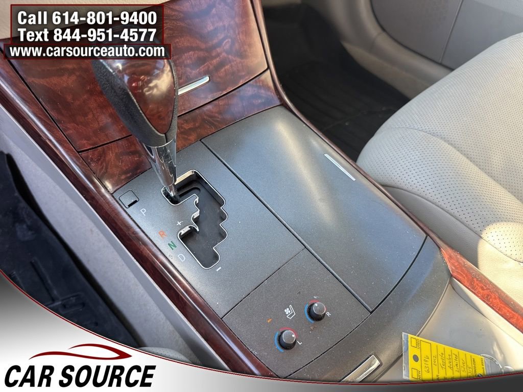Used 2012 Toyota Avalon Limited image 10