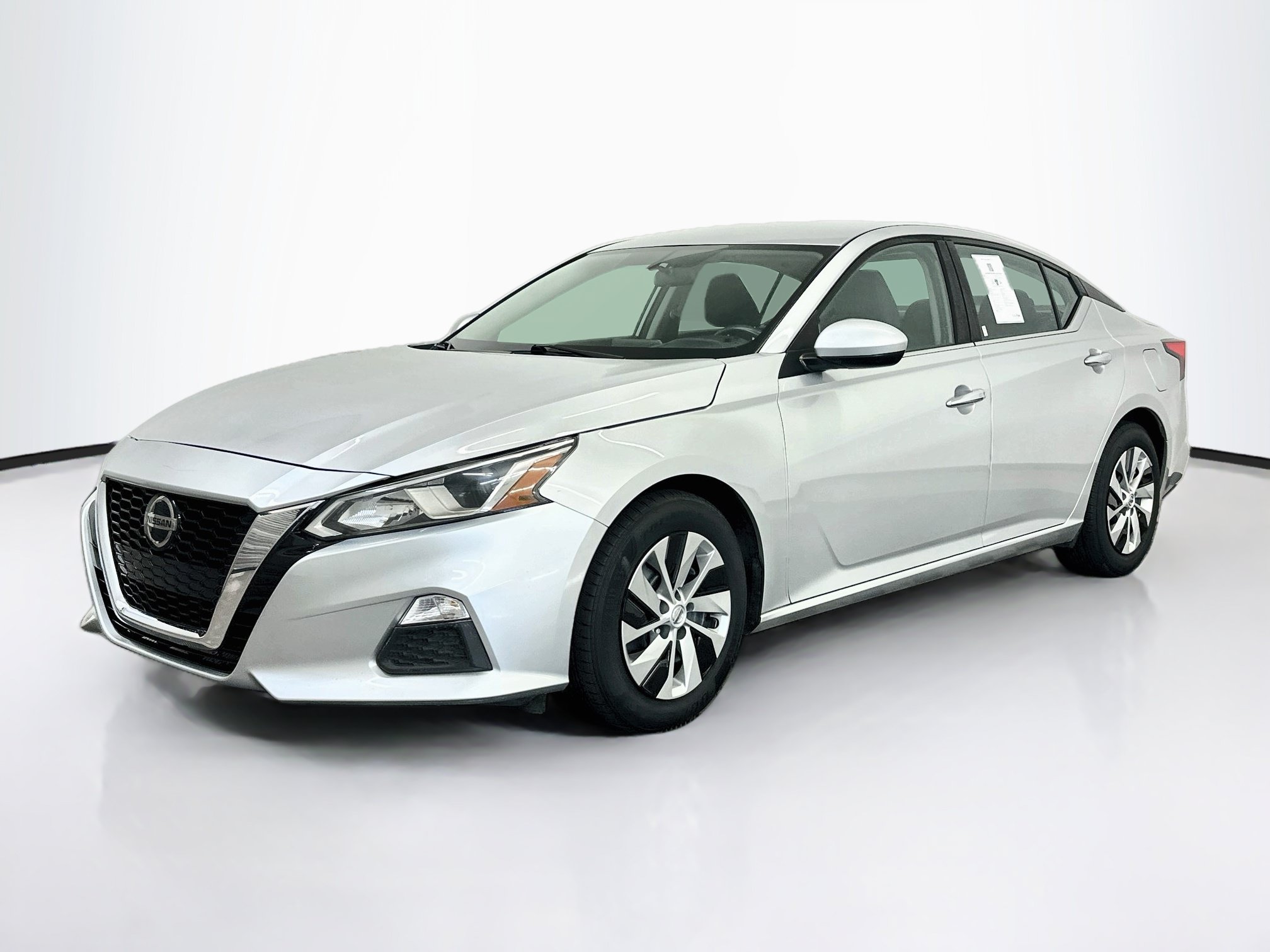 Used 2019 Nissan Altima 2.5 S FWD image 3