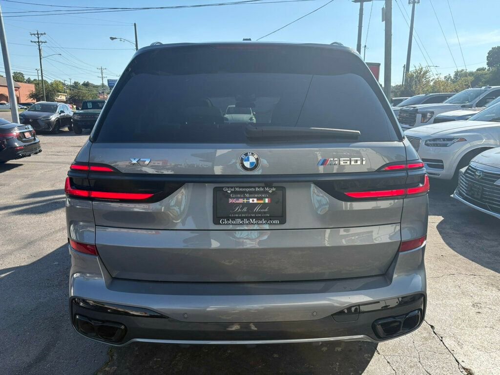 Used 2024 BMW X7 M60i image 4
