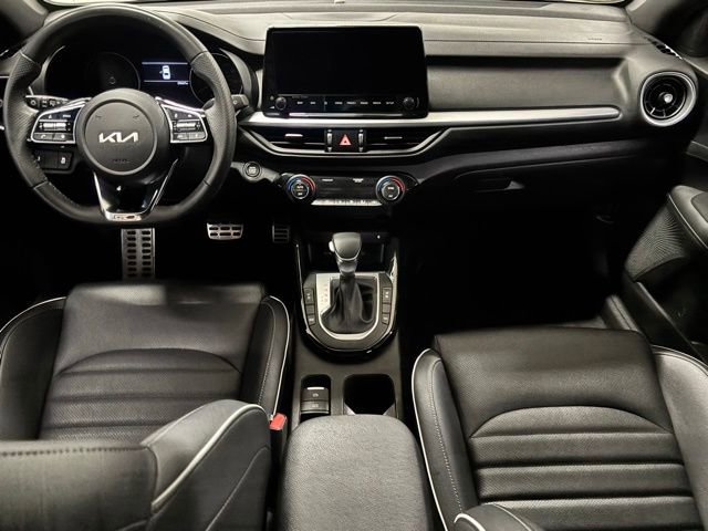 Used 2024 Kia Forte GT-Line w/ GT-Line Premium Package FWD image 11