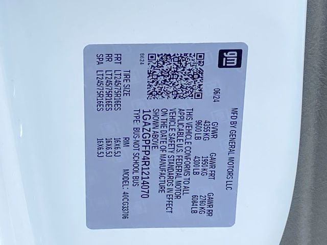 Certified 2024 Chevrolet Express 3500 LT w/ LT Preferred Equipment Group image 33