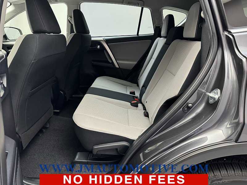 Used 2018 Toyota RAV4 XLE image 15