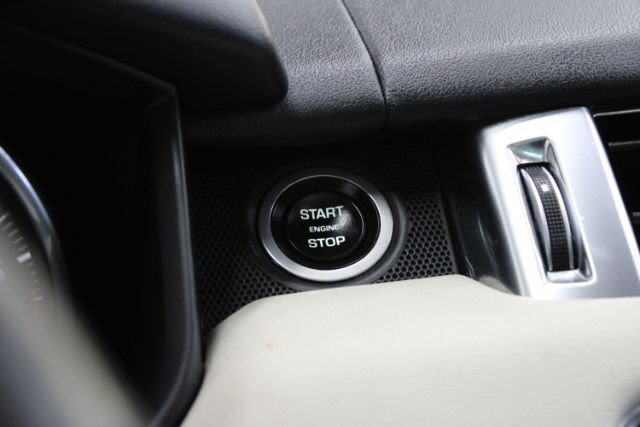 Used 2016 Land Rover Range Rover Sport HSE AWD/4WD image 16