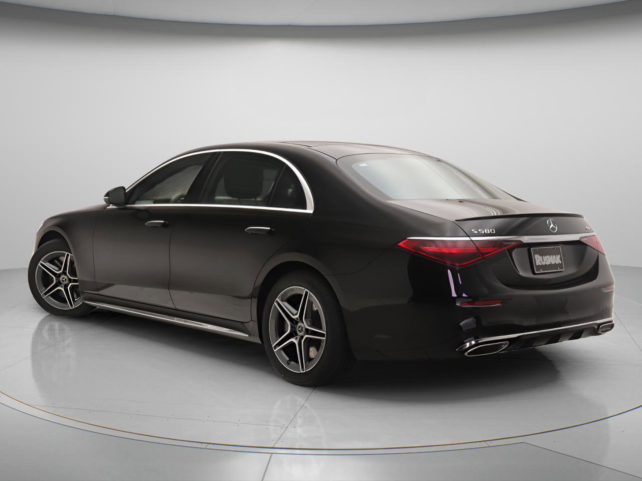 New 2026 Mercedes-Benz S 580 4MATIC Sedan image 2