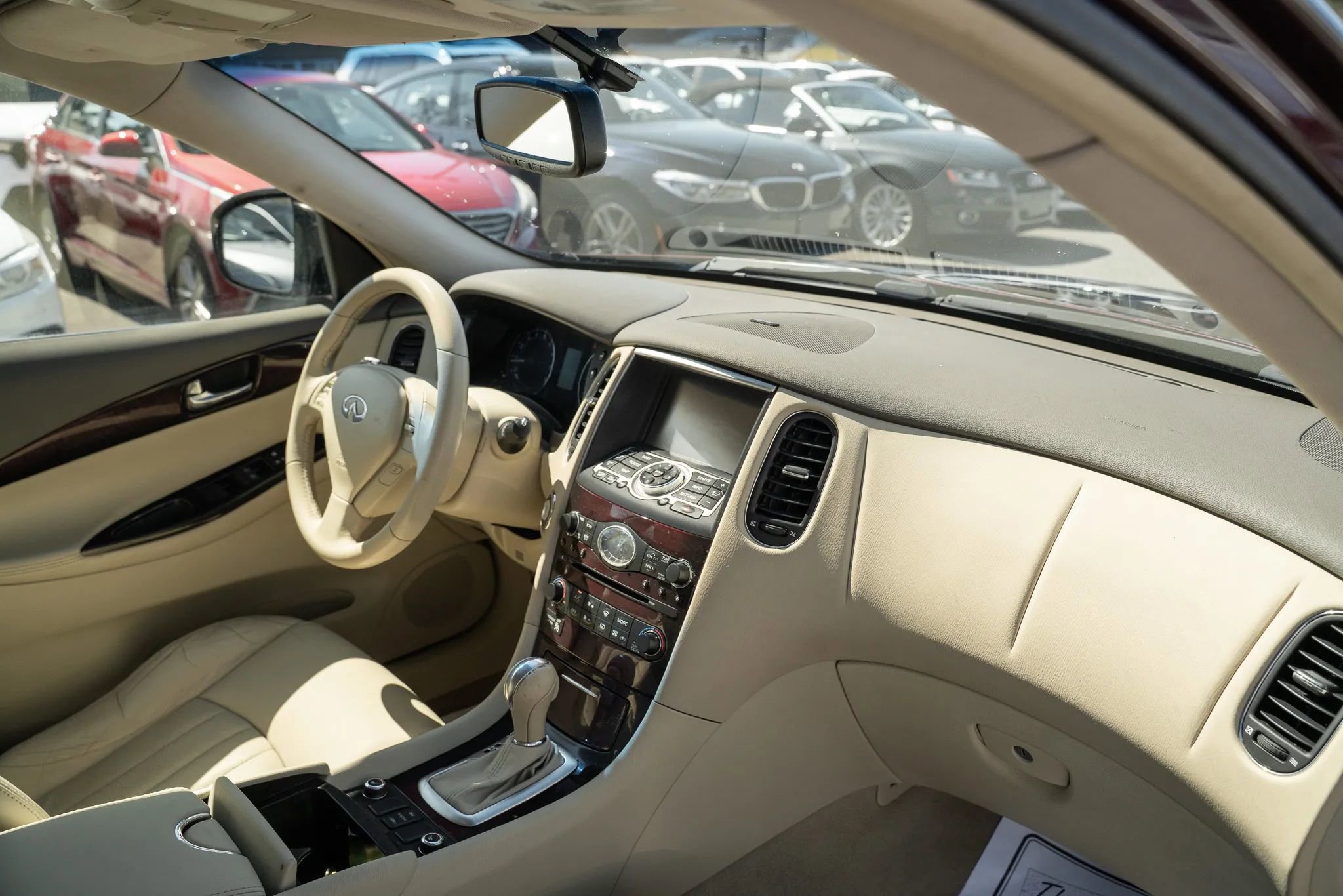 Used 2014 INFINITI QX50 Journey w/ Premium Package image 12