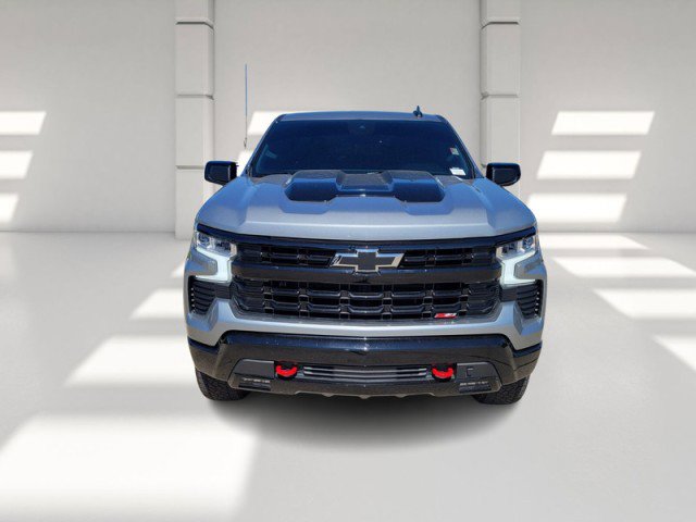 Used 2025 Chevrolet Silverado 1500 LT Trail Boss image 2