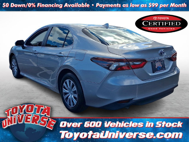 Used 2021 Toyota Camry LE FWD image 3