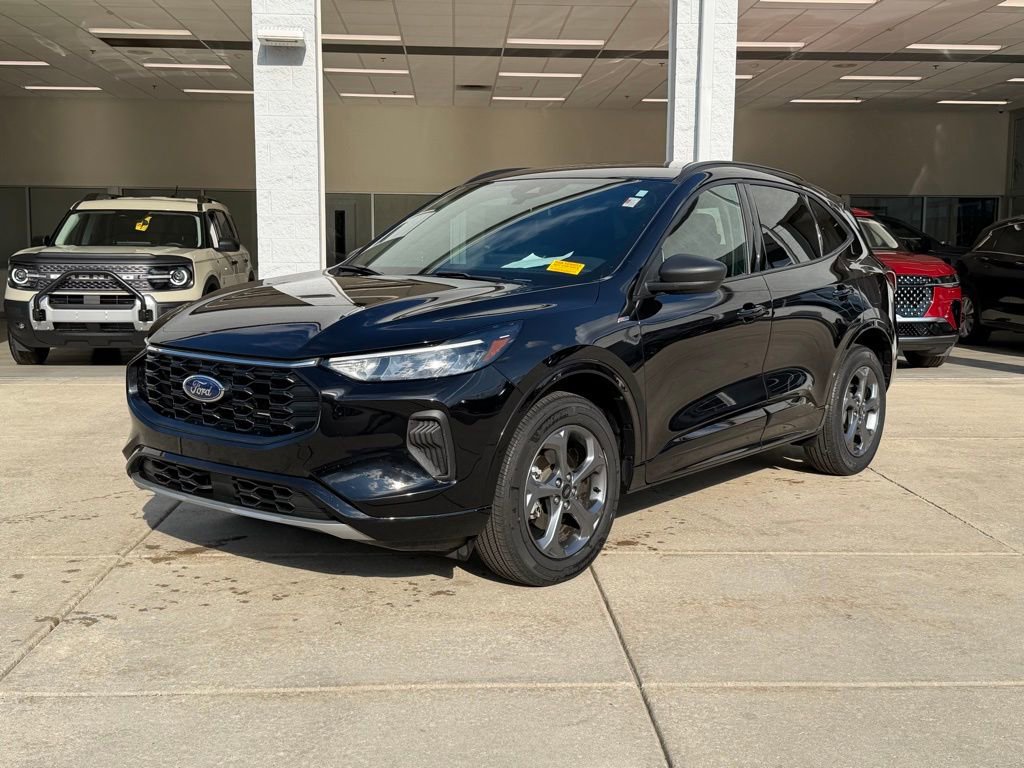 Used 2024 Ford Escape ST-Line w/ Tech Pack #1 image 1