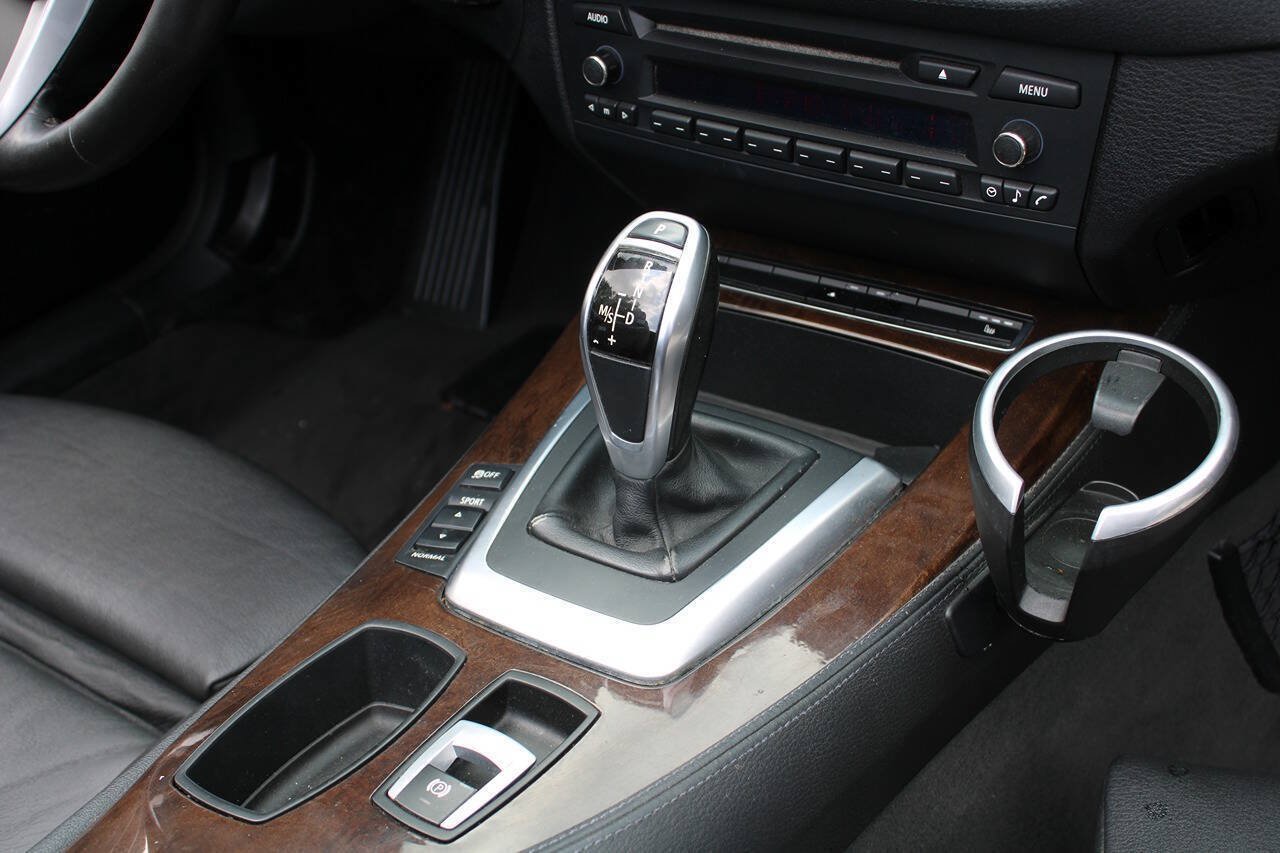 Used 2011 BMW Z4 sDrive35i RWD image 22